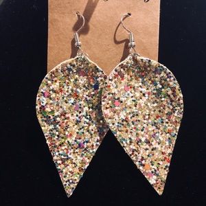 🛑✋🏼 5for20 Gold glitter sparkle earrings